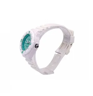 ساعت مچی زنانه اسپرت کاسیو مدل CASIO LRW-200H-2C