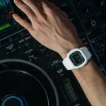 ساعت مچی اسپرت جی شاک کاسیو مدل G-SHOCK DW-B5600SF