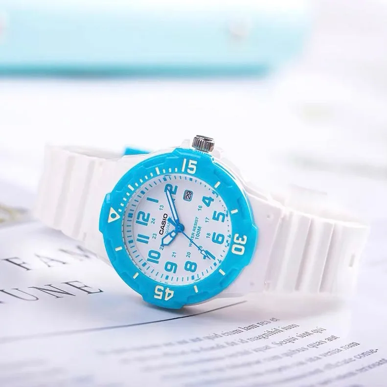 ساعت مچی زنانه اسپرت کاسیو مدل CASIO LRW-200H-2B
