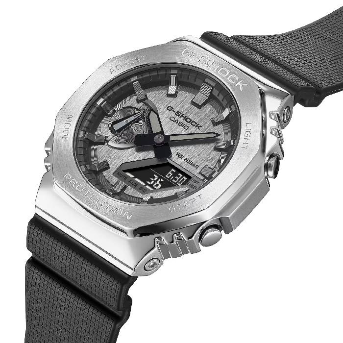 ساعت مچی اسپرت جی شاک کاسیو مدل G-SHOCK GM-2100-1ADR