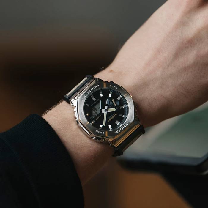 ساعت مچی اسپرت جی شاک کاسیو مدل G-SHOCK GM-2100C-5ADR